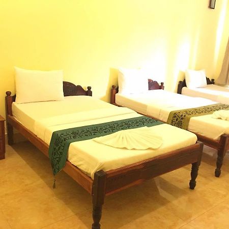 Homeland Guesthouse Phnom Penh Esterno foto