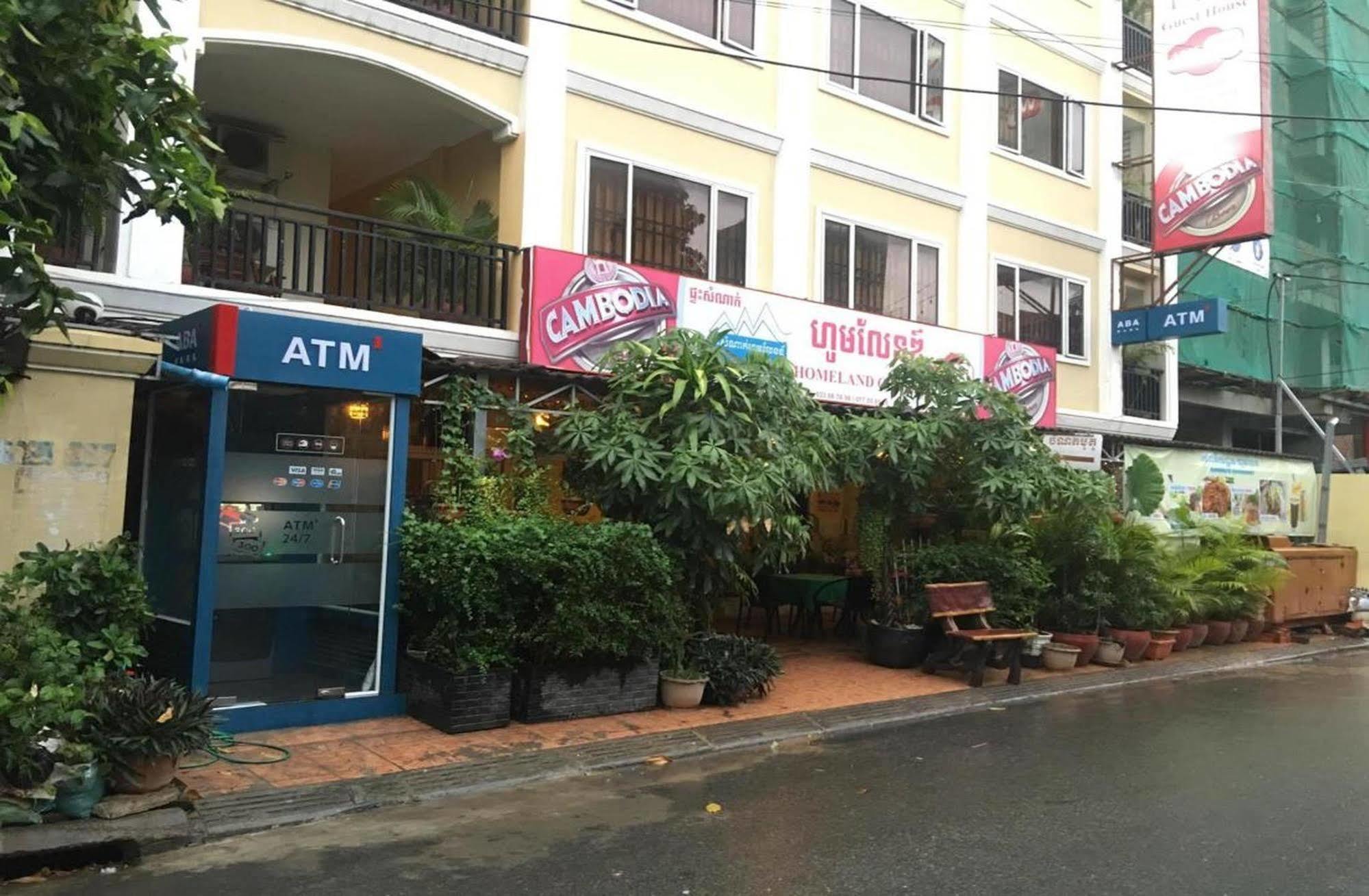 Homeland Guesthouse Phnom Penh Esterno foto